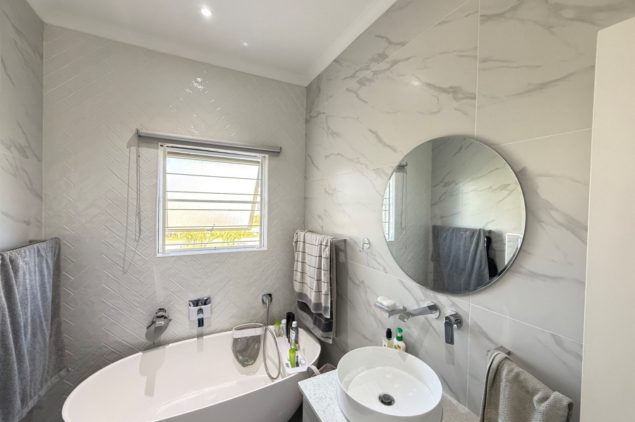 2 Bedroom Property for Sale in Century City Western Cape